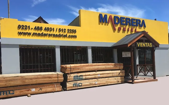 Adriel Maderera