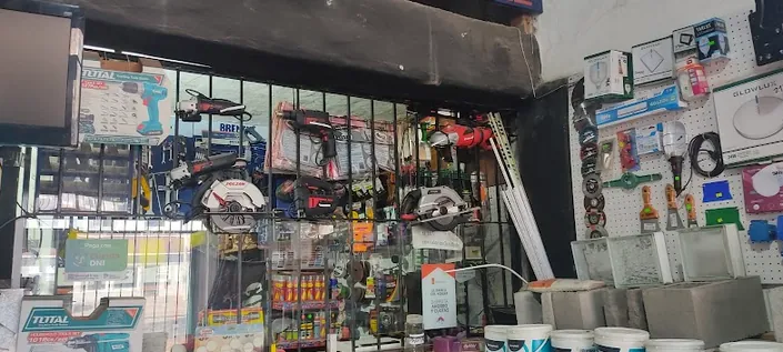 Corralon Los 3 Chiflados Benedetti Hnos