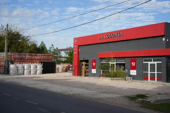 La Colonia Materiales