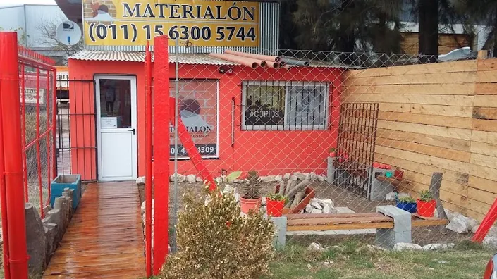 Materialon Pilar