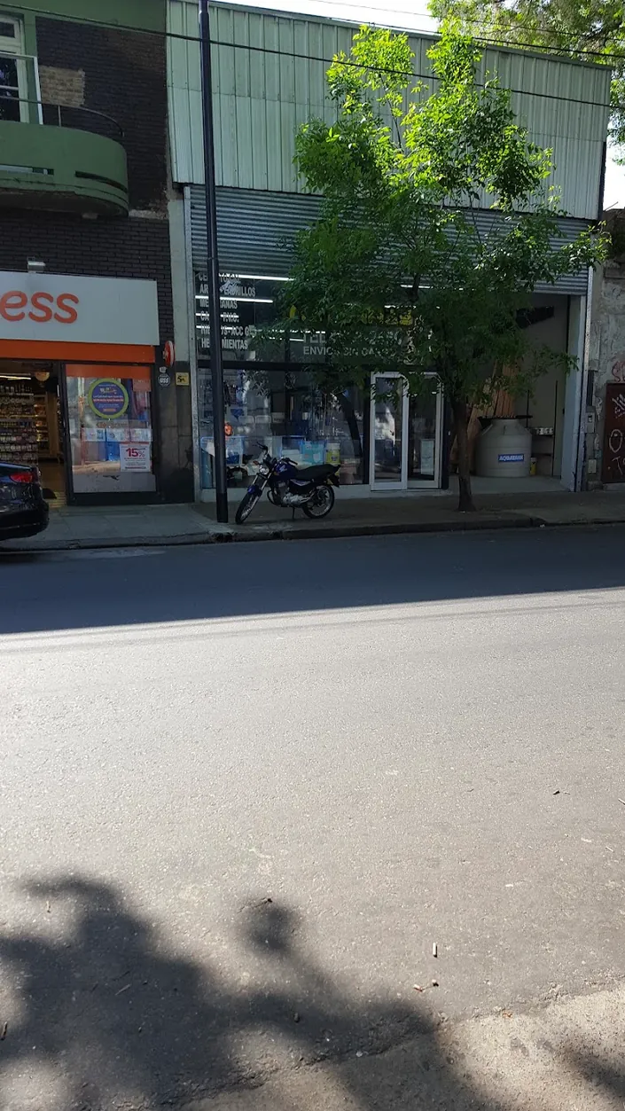 Matermas (Corralon y Sanitarios)